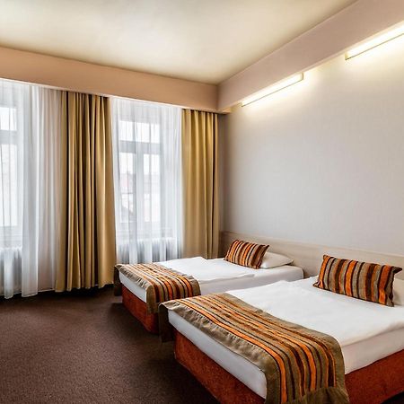 Star City Hotel Boedapest Buitenkant foto
